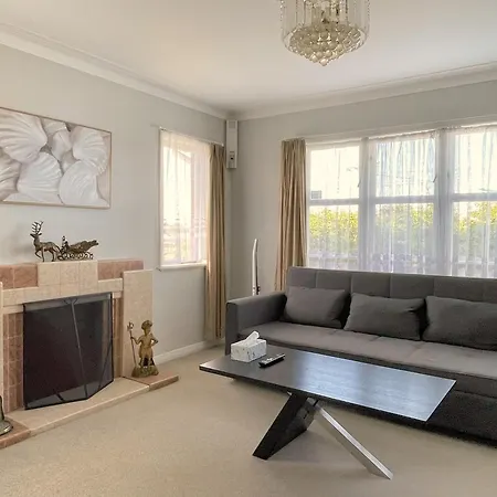Home In Central Auckland